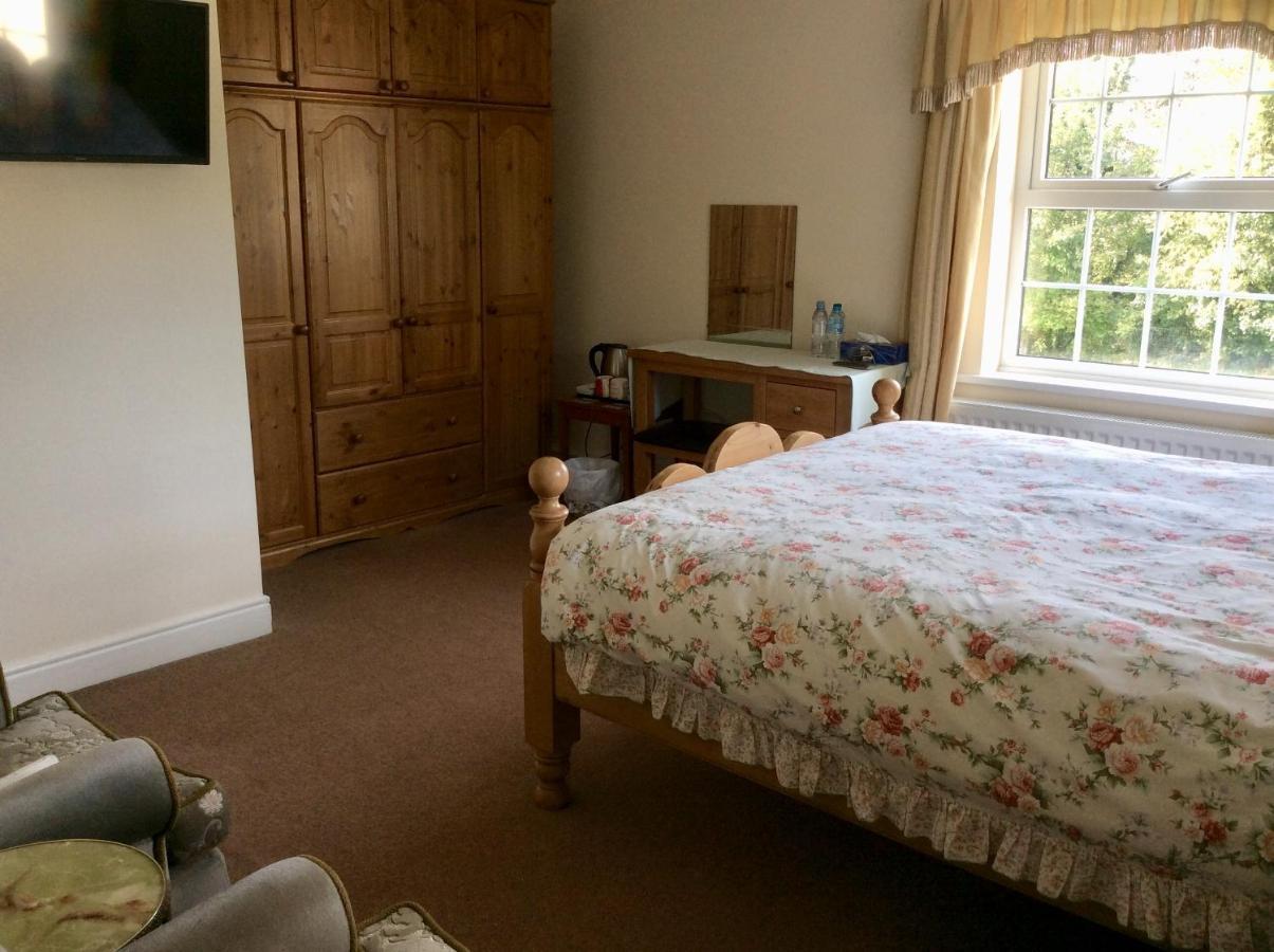 غريت آيتون Mill Farm B&B المظهر الخارجي الصورة